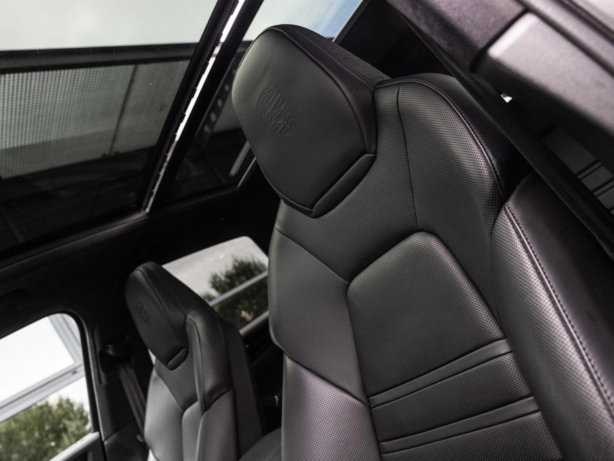 Porsche-Cayenne-image-17