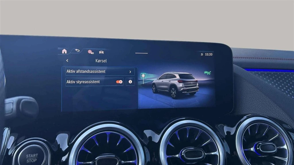 Mercedes-Benz-EQA-image-17