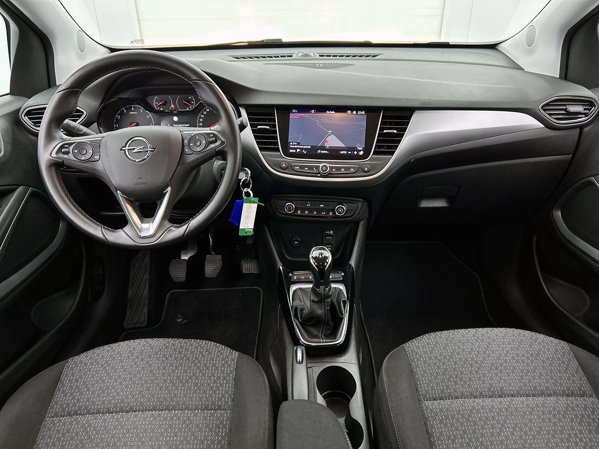 Opel-Crossland X-image-21
