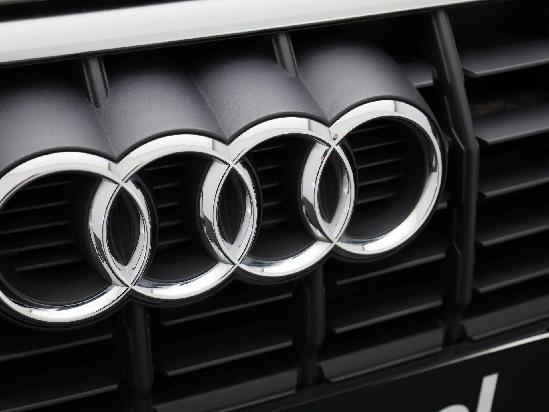Audi-Q3-image-33