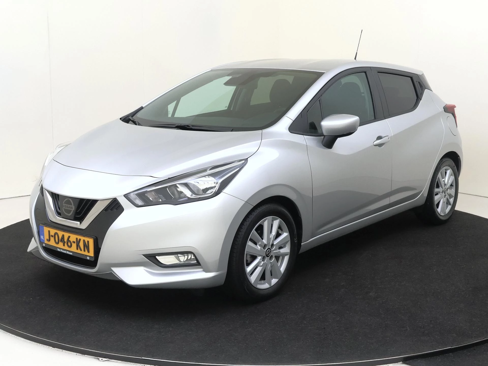 Nissan-Micra-image-0