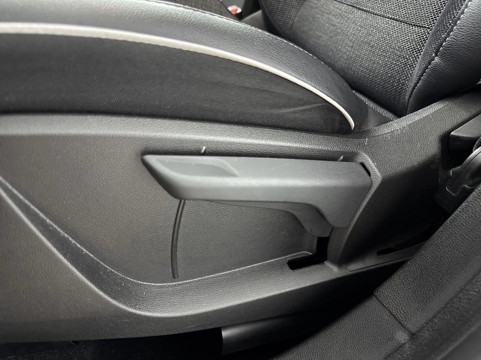 Renault-Captur-image-17