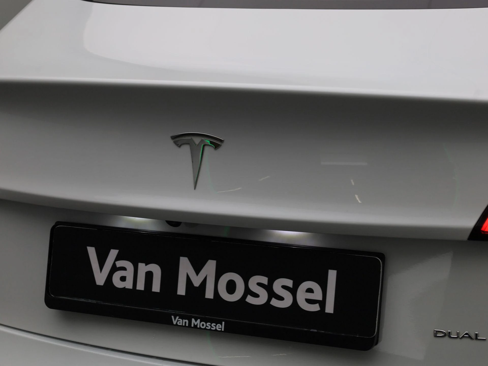 Tesla-Model 3-image-36