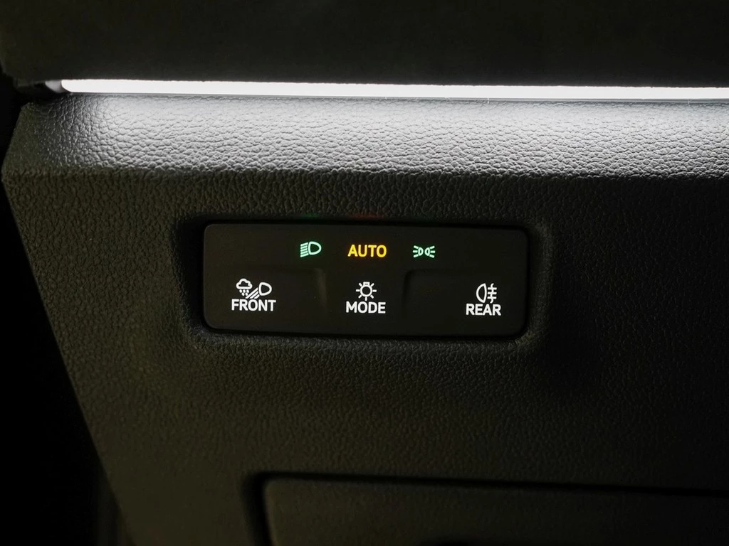 Volkswagen Tiguan 2,0 l TDI DSG R-Line VAL VSA