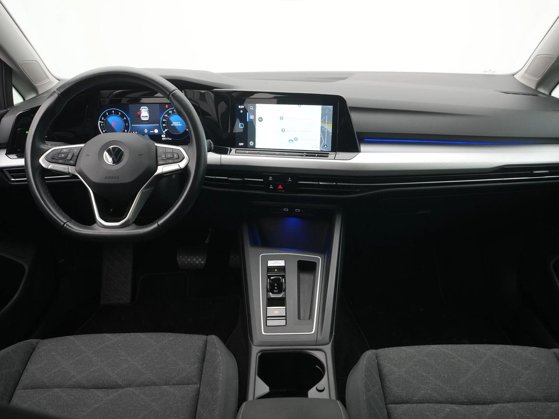 Volkswagen-Golf-image-6