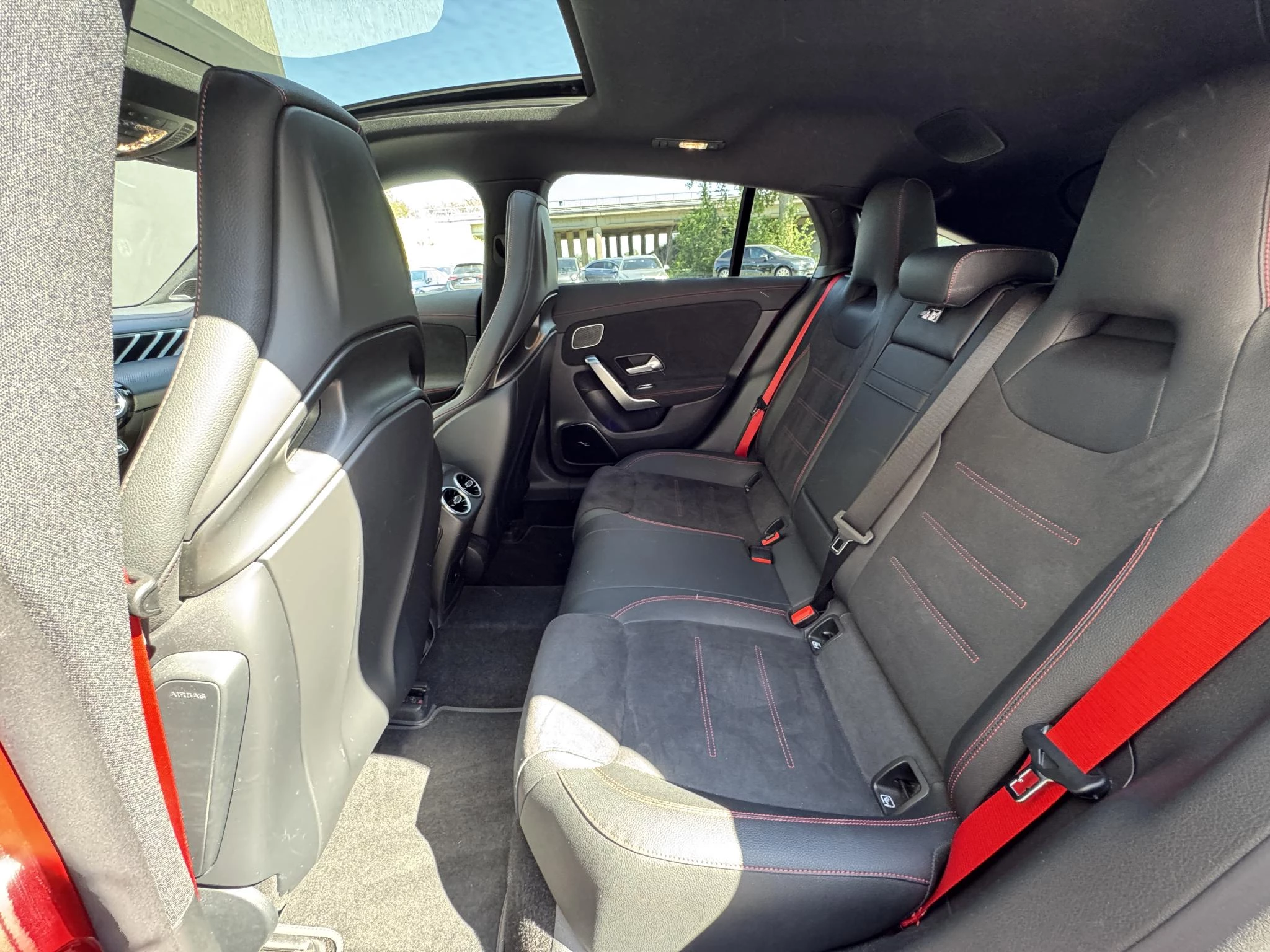 Mercedes-Benz CLA 45 AMG S 4MATIC+ Shooting Brake + MULTIBEAM + PANO + TREKHAAK + BURMESTER +