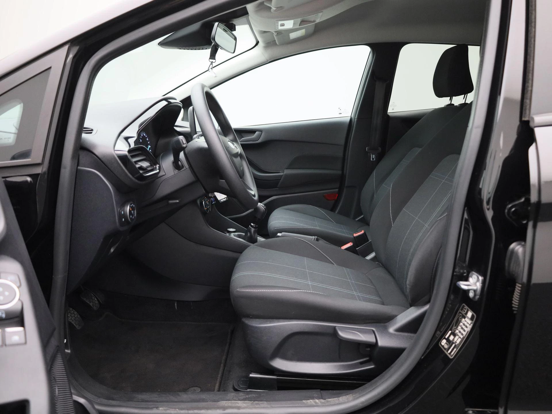 Ford Fiesta 1.0i EcoBoost MHEV 92kW Connected
