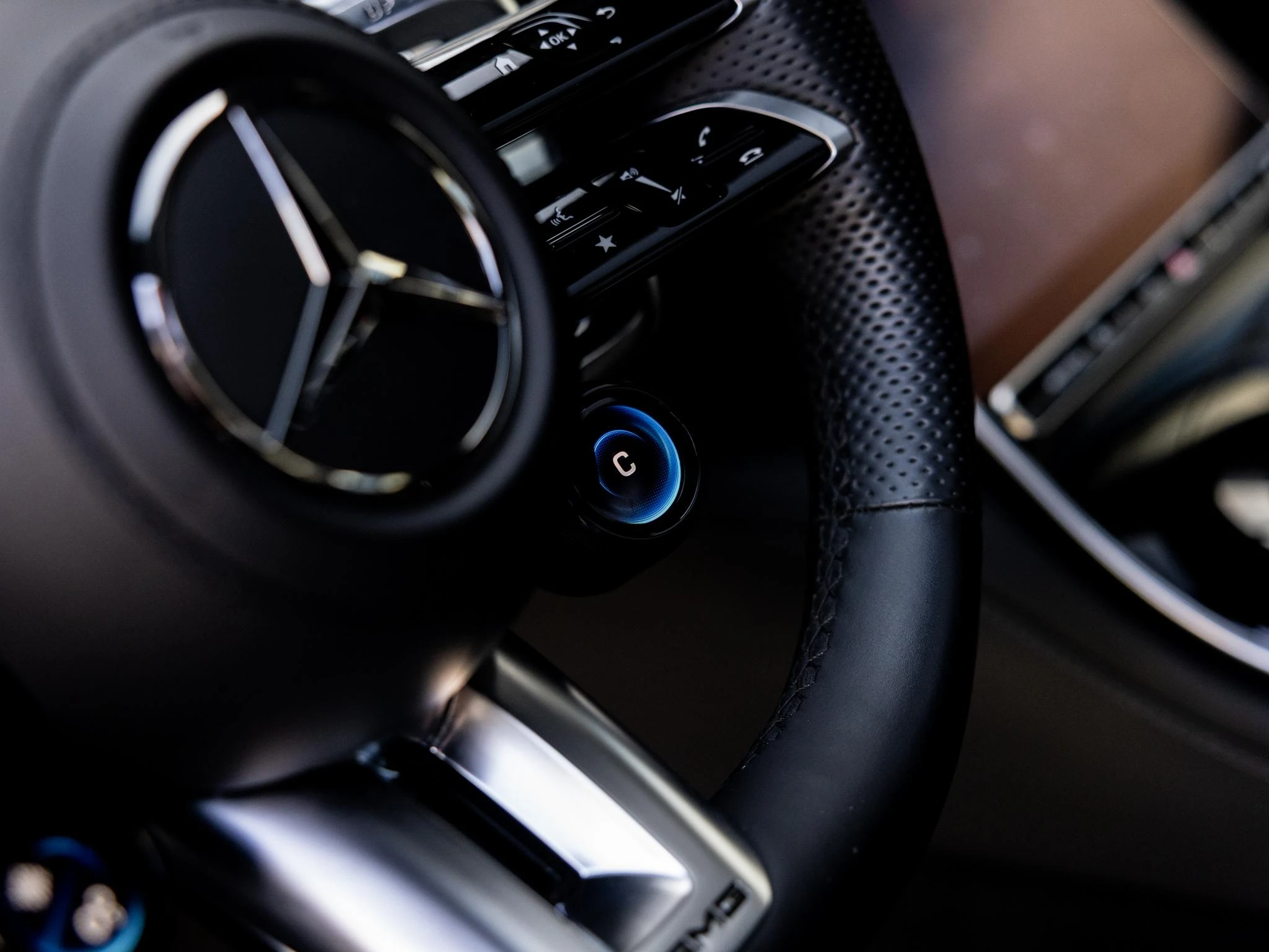 Mercedes-Benz-S-Klasse-image-30