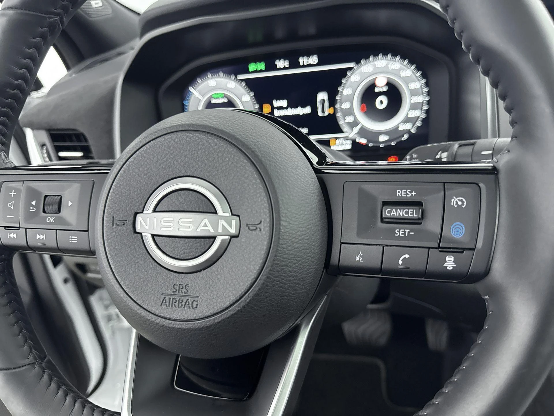 Nissan-QASHQAI-image-5