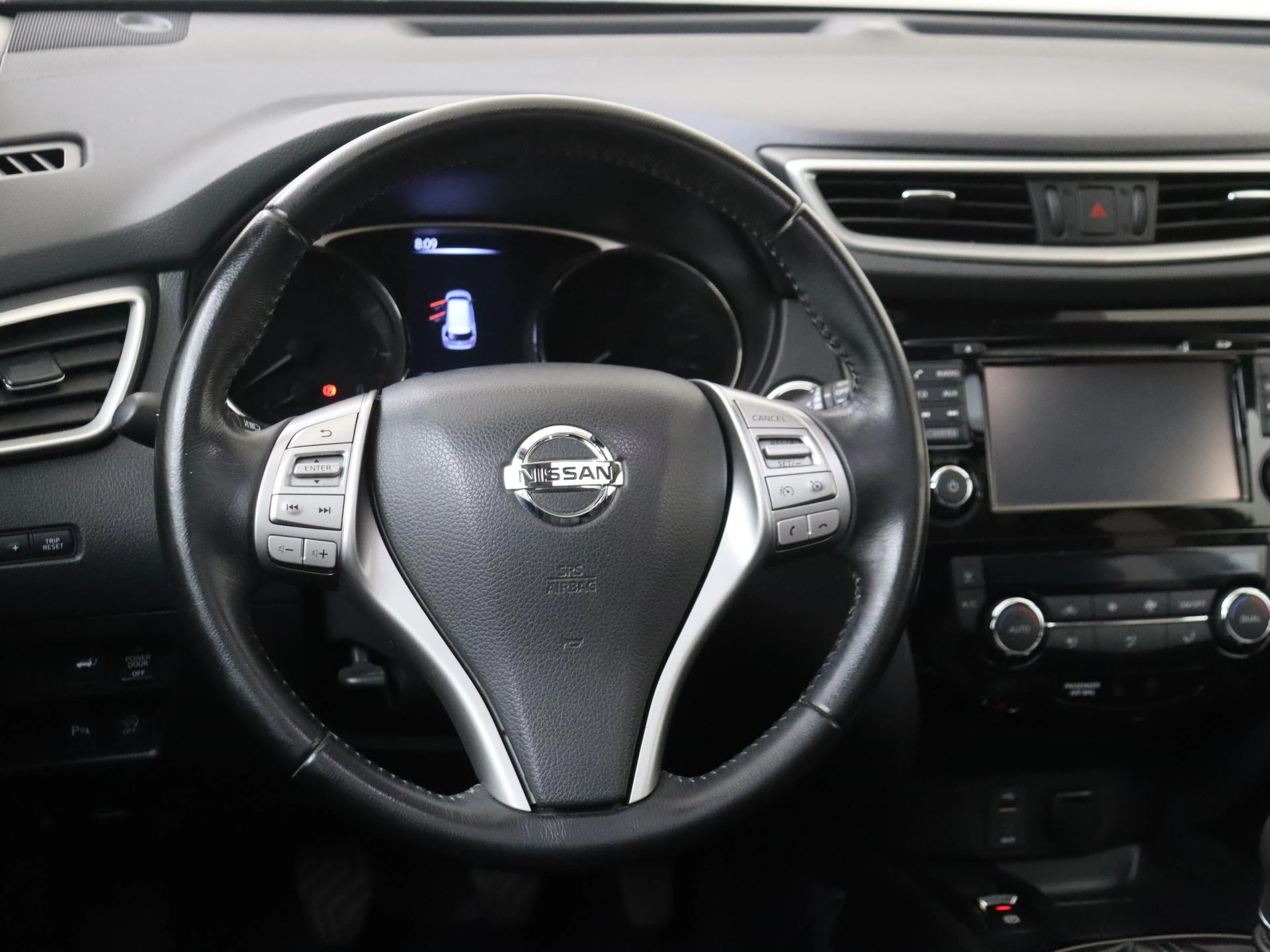 Nissan-X-Trail-image-9