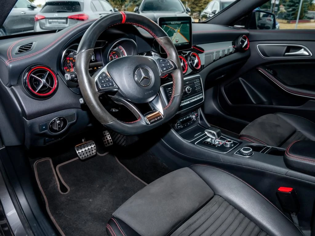 Mercedes-AMG-CLA 45 AMG-image-7
