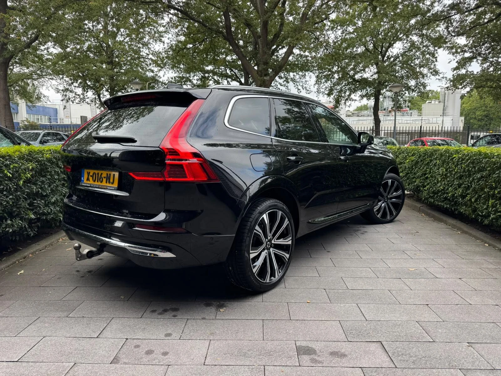 Volvo-XC60-image-2
