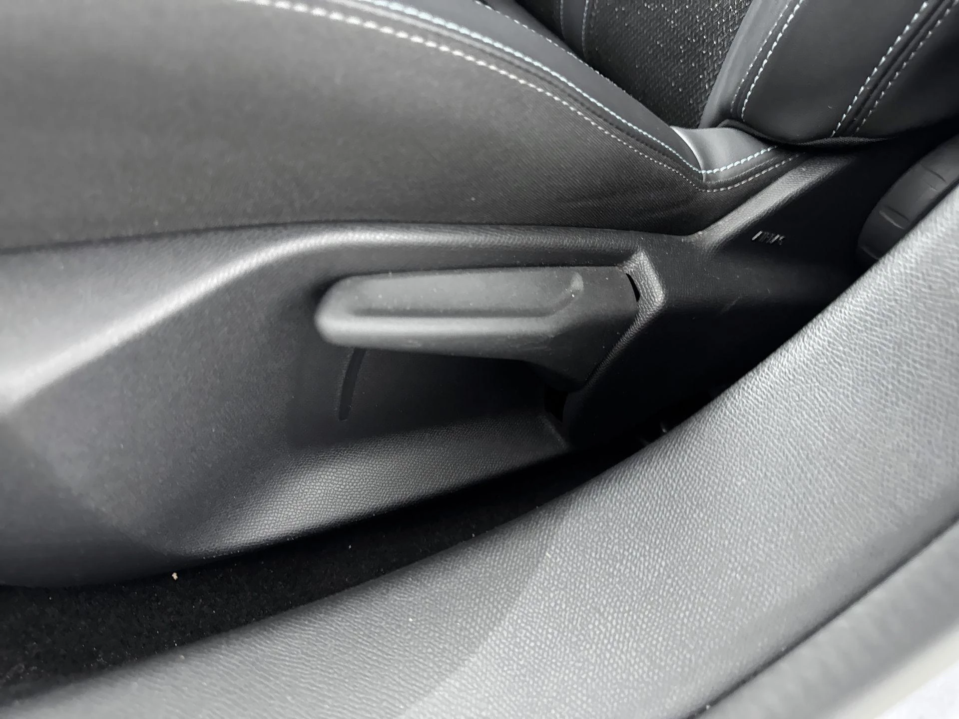 Peugeot-308-image-18