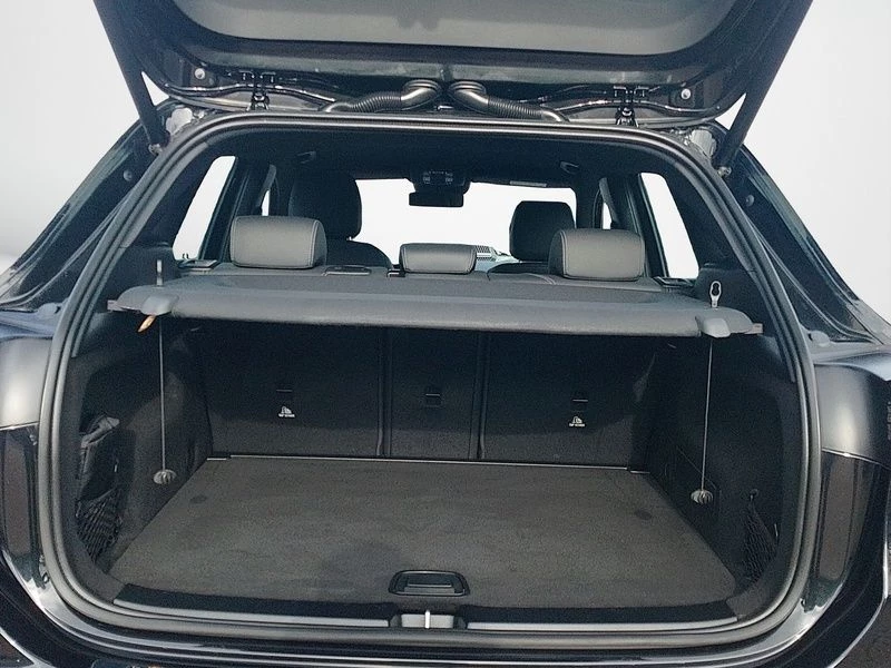 Mercedes-Benz GLA 200 PROGRESSIVE DISTRONIC MBUX KLIMA ProgressiveH247 GLA 200 PROGRESSIVE DISTRONIC MBUX KLIMA Progressive