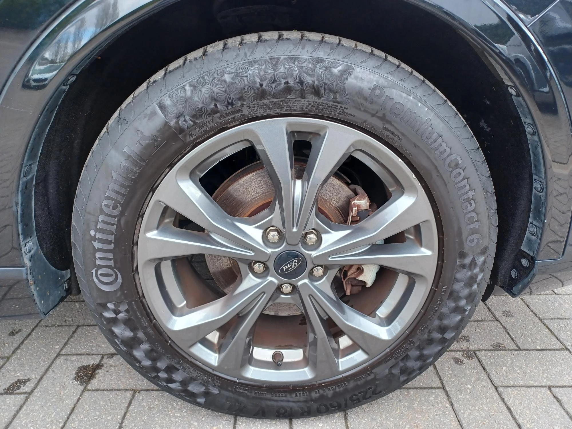 Ford Kuga 2.5i FHEV Aut. 140kW ST-Line