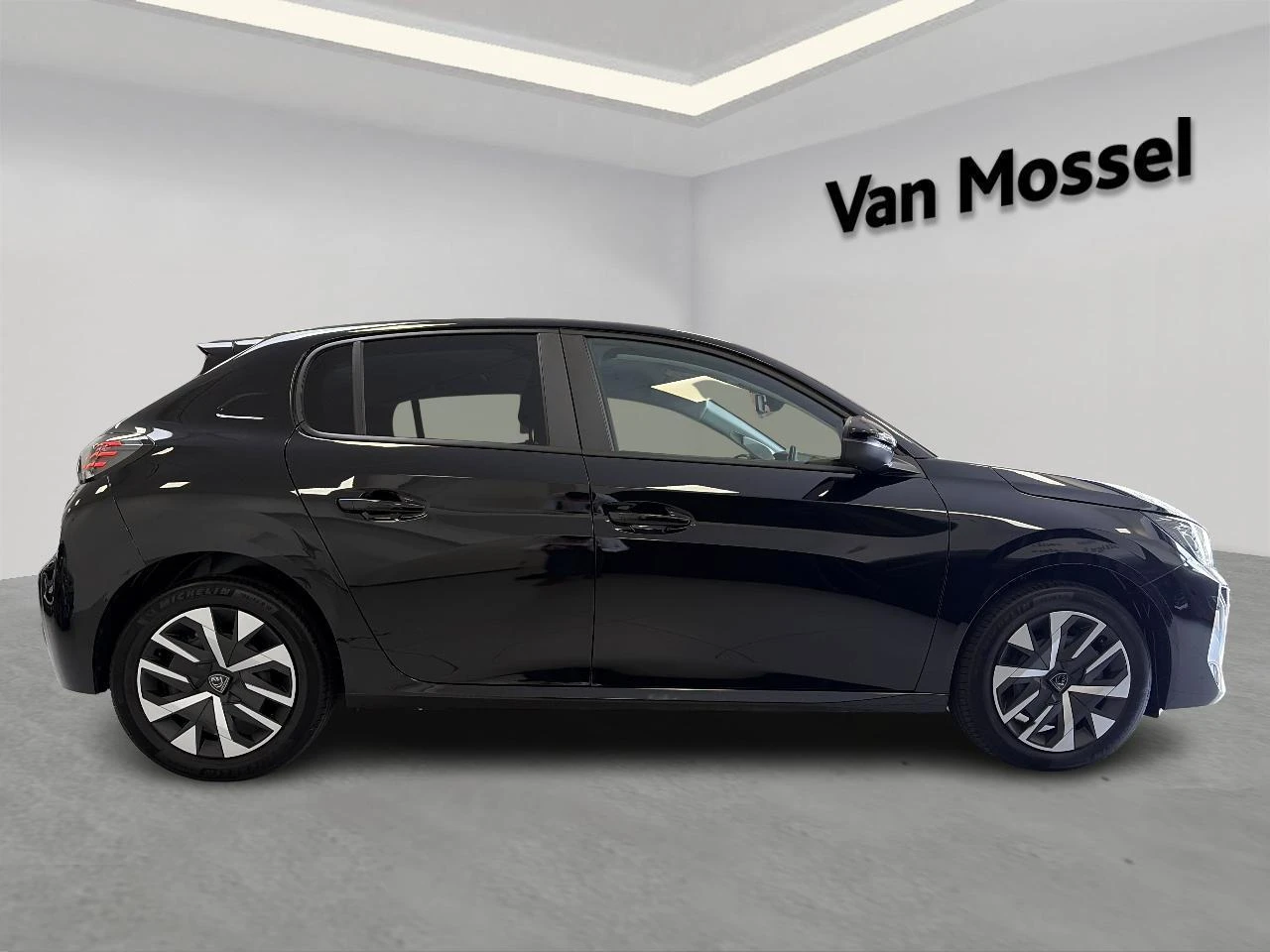 Peugeot-208-image-4