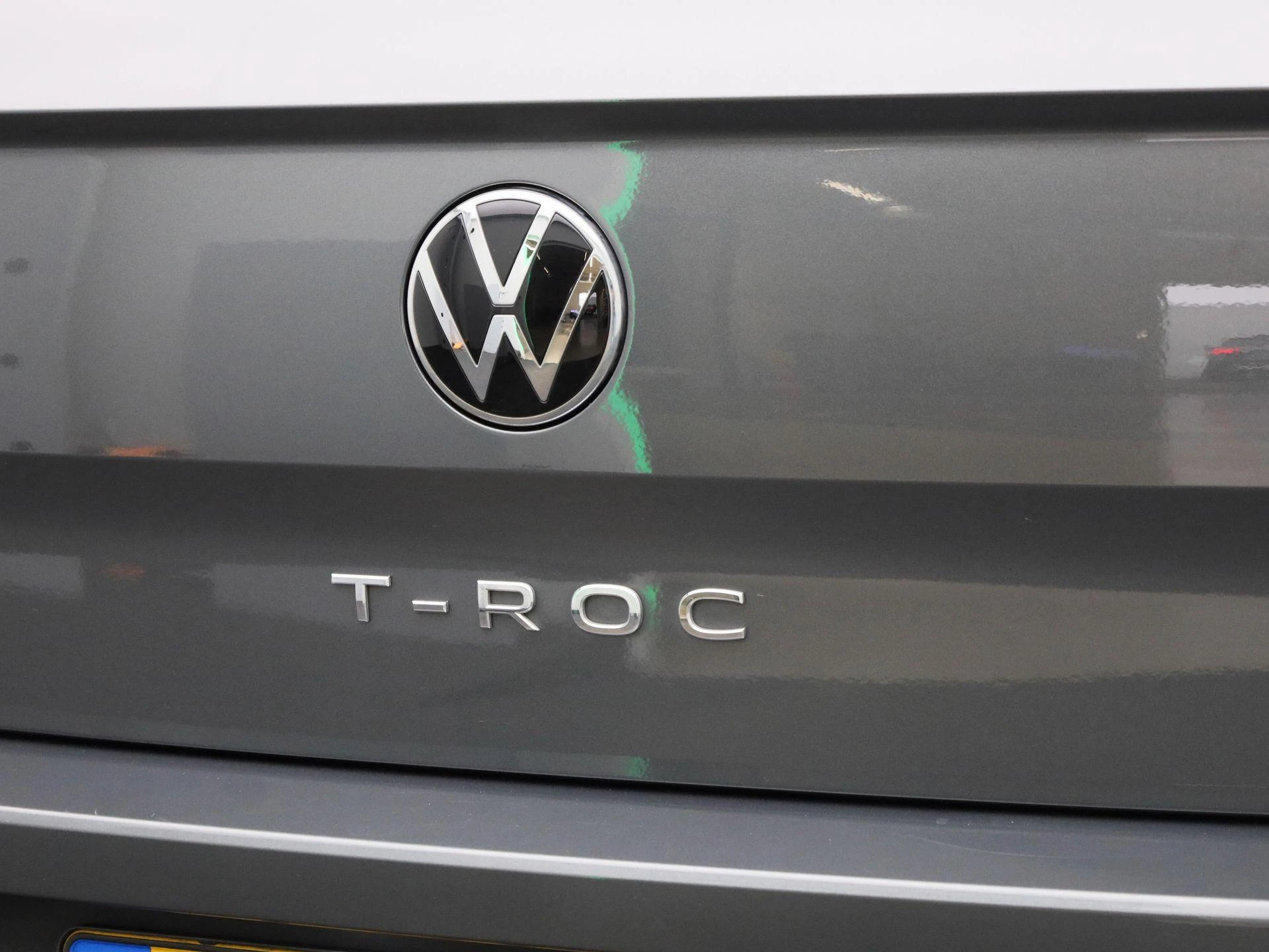Volkswagen-T-Roc-image-34
