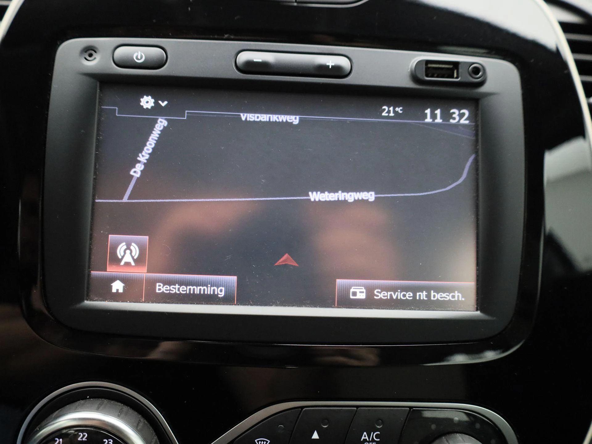 Renault-Captur-image-19