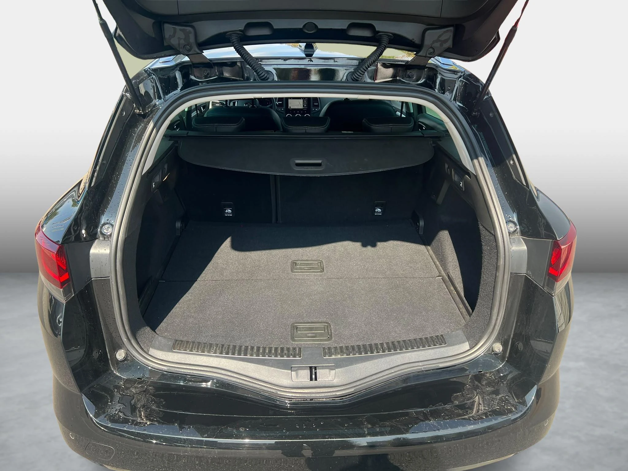 Renault-Mégane Grand Tour-image-7