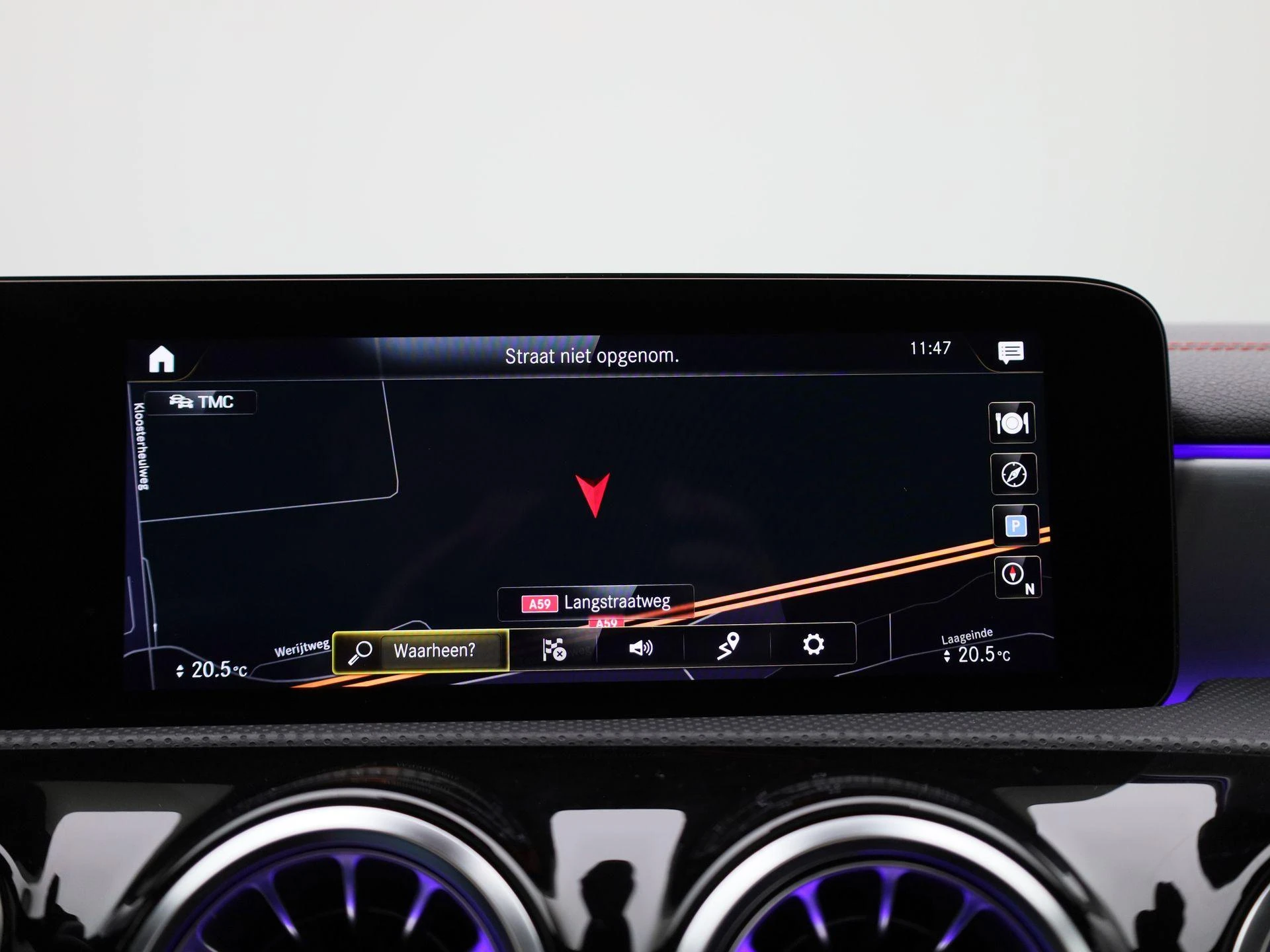 Mercedes-Benz CLA 180 d AMG Line Shooting Brake + CARPLAY + PANO DAK + TREKHAAK + MEMORY SEATS +