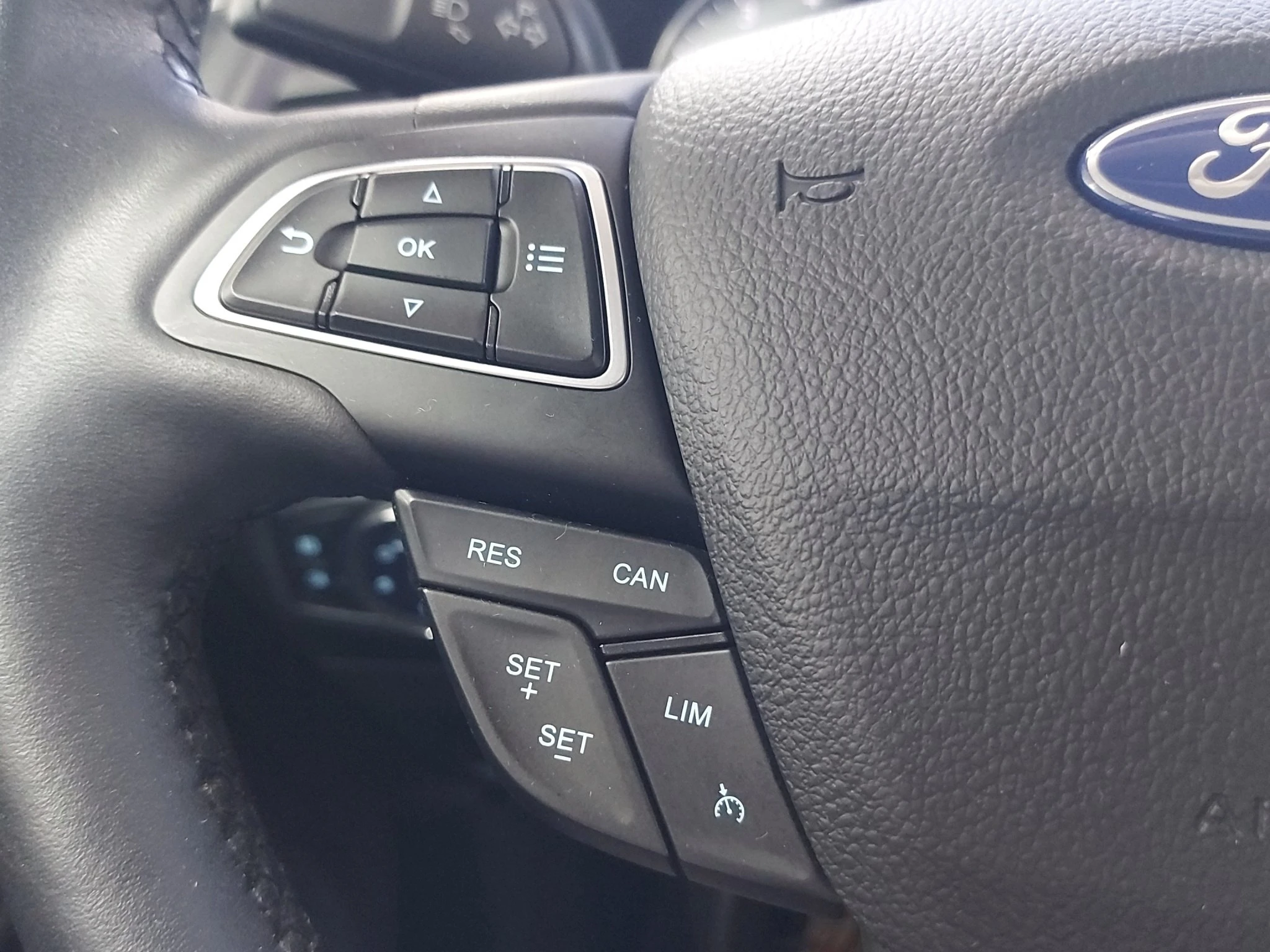 Ford-EcoSport-image-21