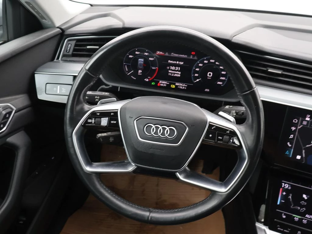 Audi e-tron Audi e-tron 50 QUATTRO 313PK *AUTOMAAT*360° CAMERA*TREKHAAK*LEDER*NAVI*CRUISE*APP*CONNECT*...*
