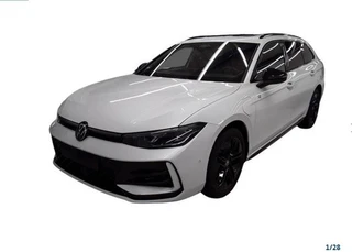 Volkswagen Passat Variant 1.5 eTSI DSG eHybrid R-Line AHK
