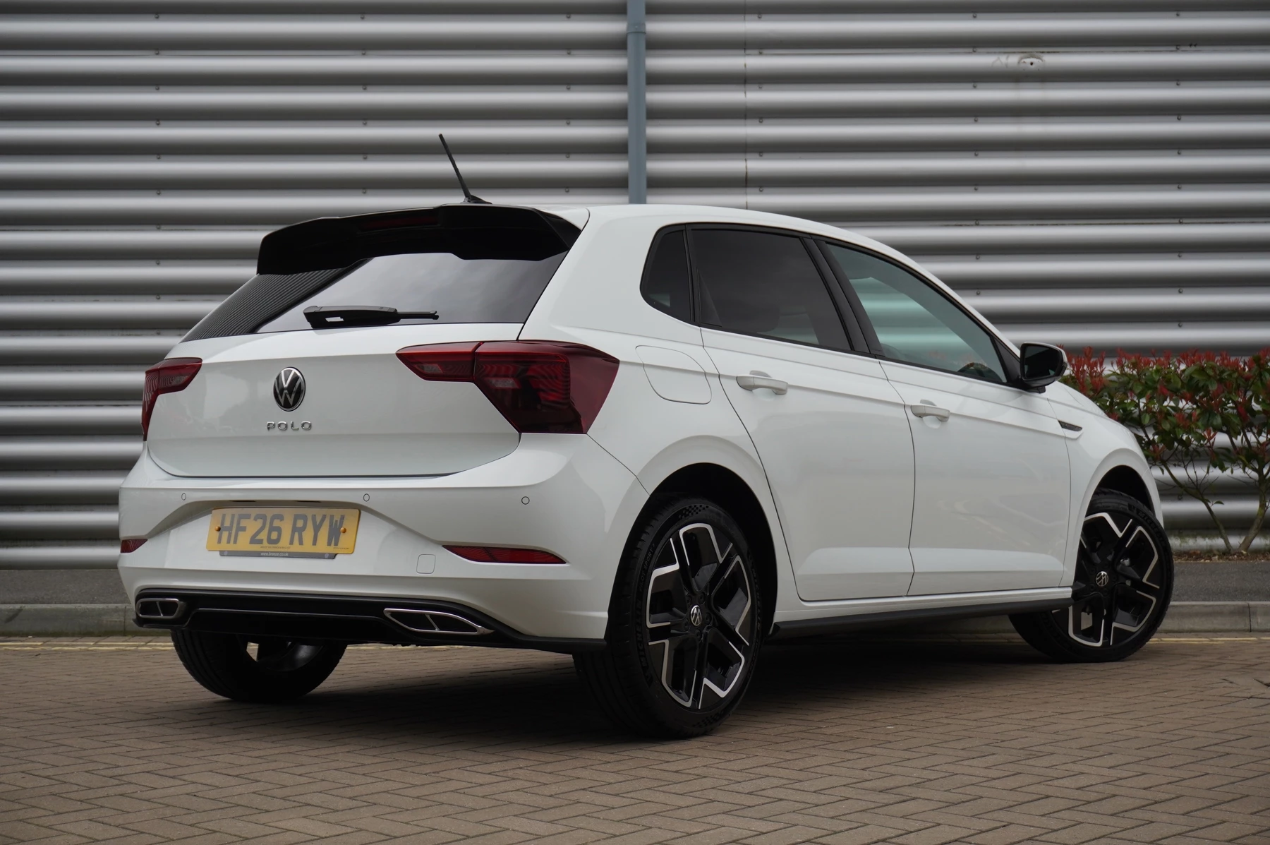 Volkswagen-Polo-image-14