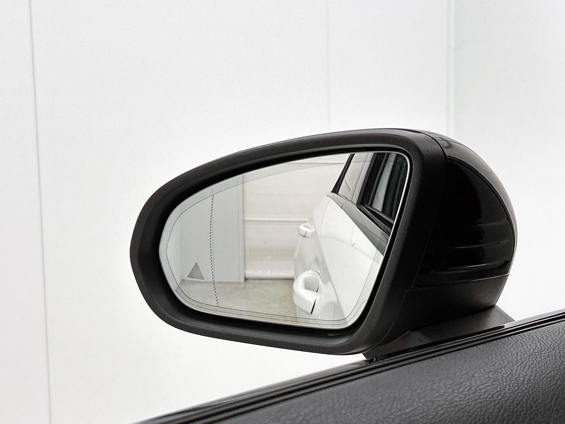Mercedes-Benz-A-Klasse-image-18