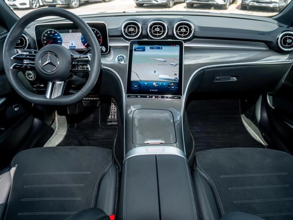Mercedes-Benz-C-Klasse 300-image-13