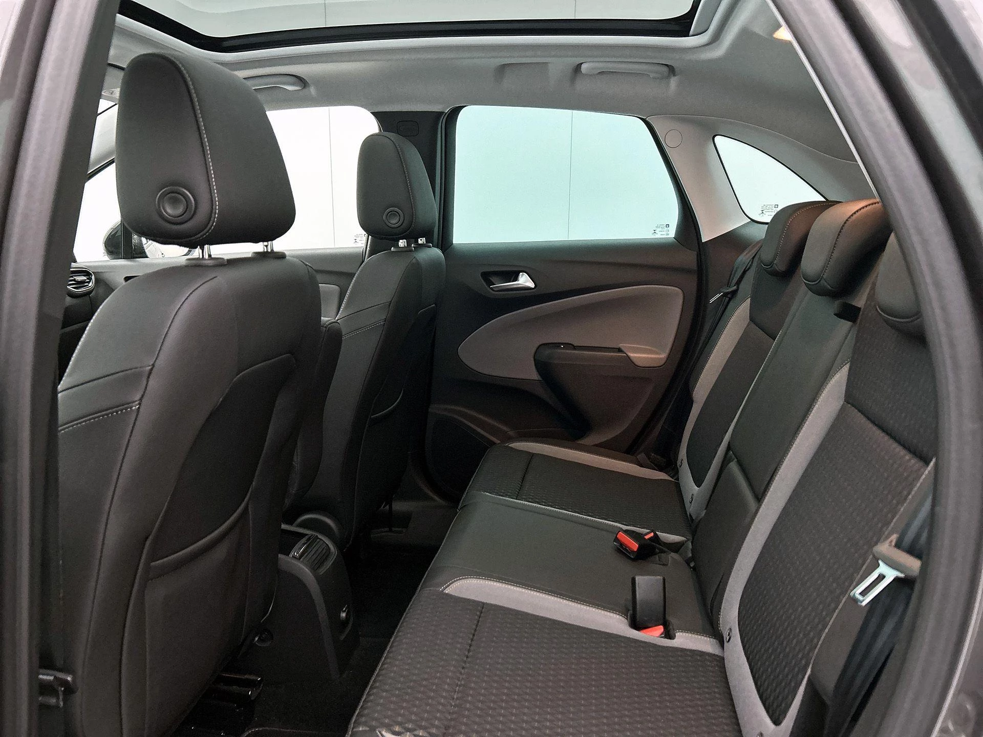 Opel-Crossland X-image-30