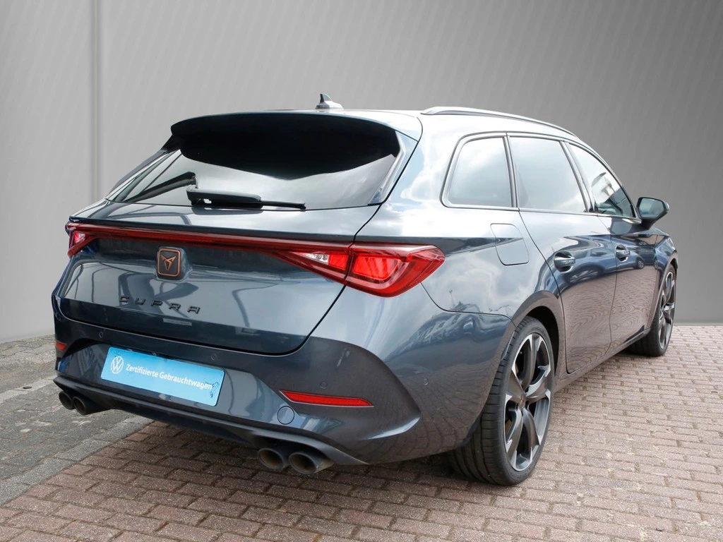 CUPRA Leon Sportstourer VZ 2.0 TSI 4Drive 19"AHK BEATS Navi+VC ACC LED RFK+PDC SHZ