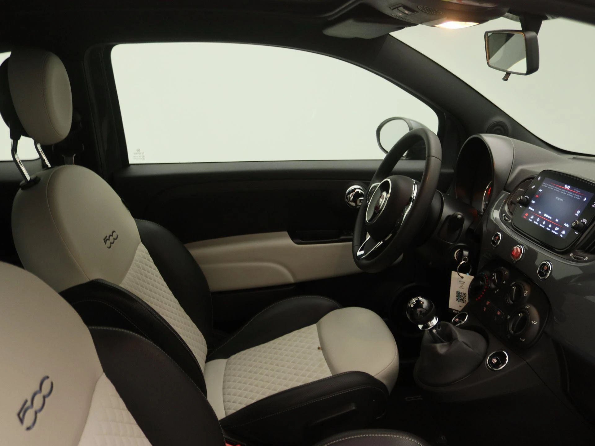 Fiat-500C-image-21