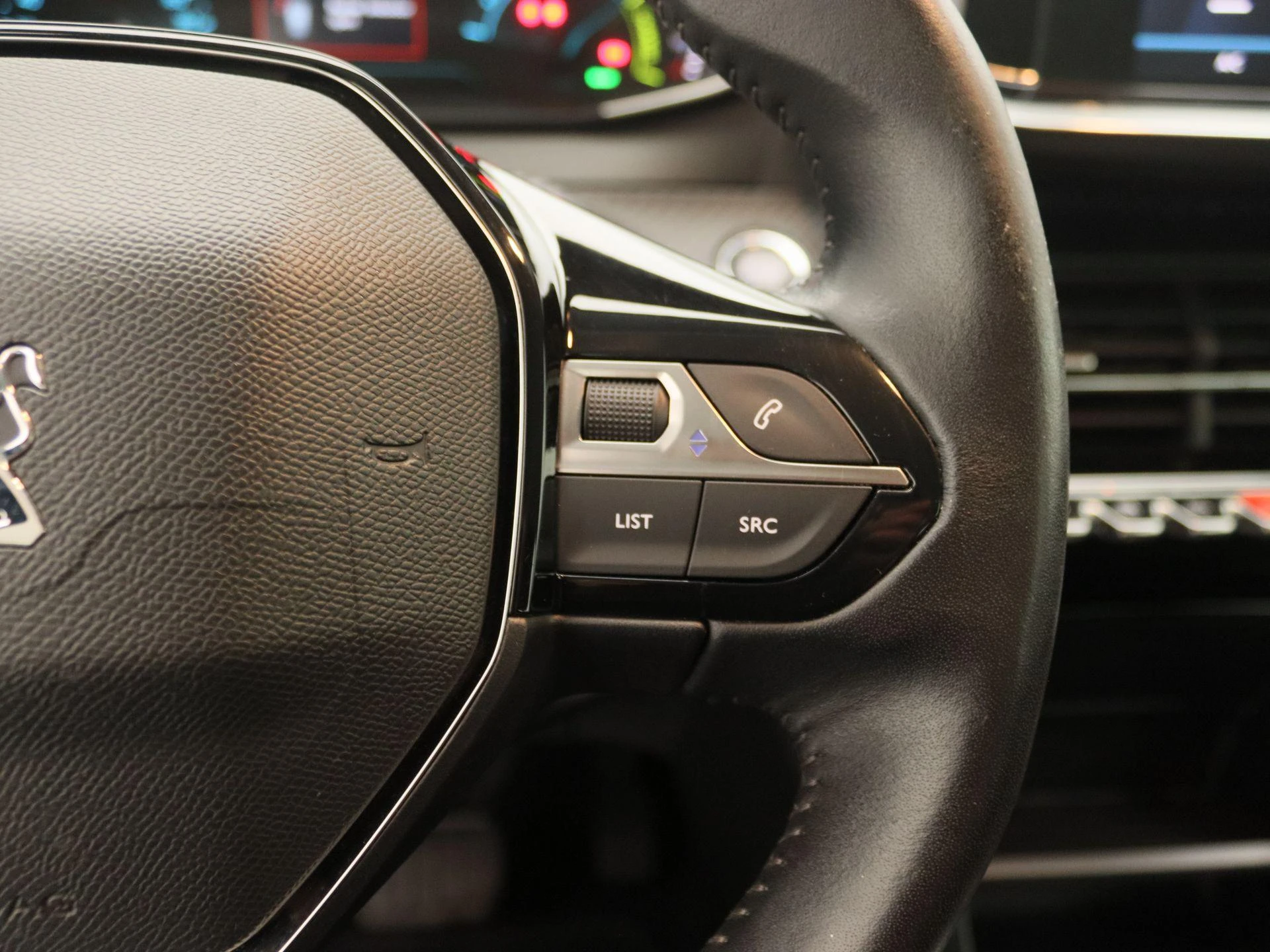 Peugeot e-208 EV Allure 50 kWh