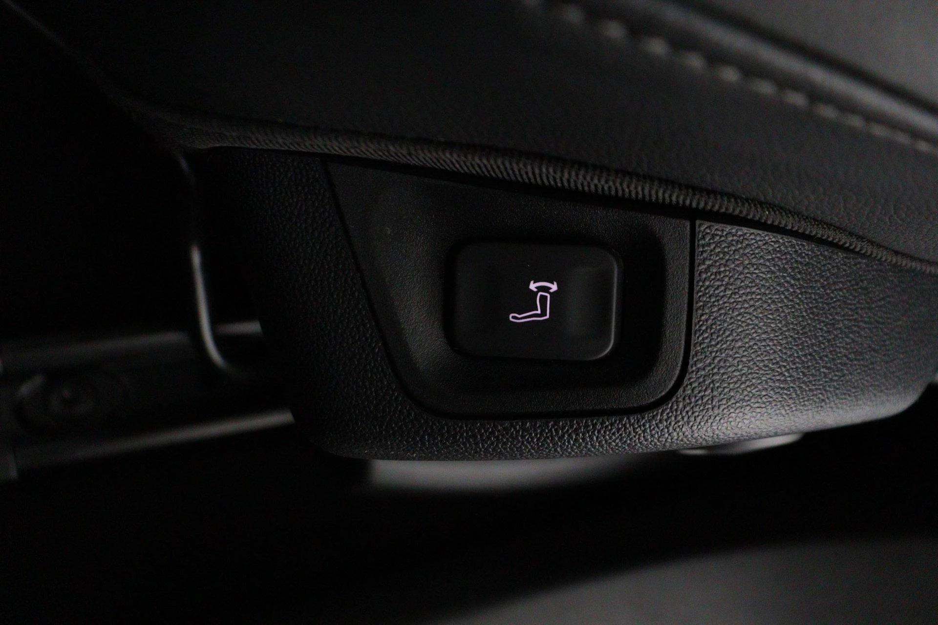 Opel-Grandland X-image-34