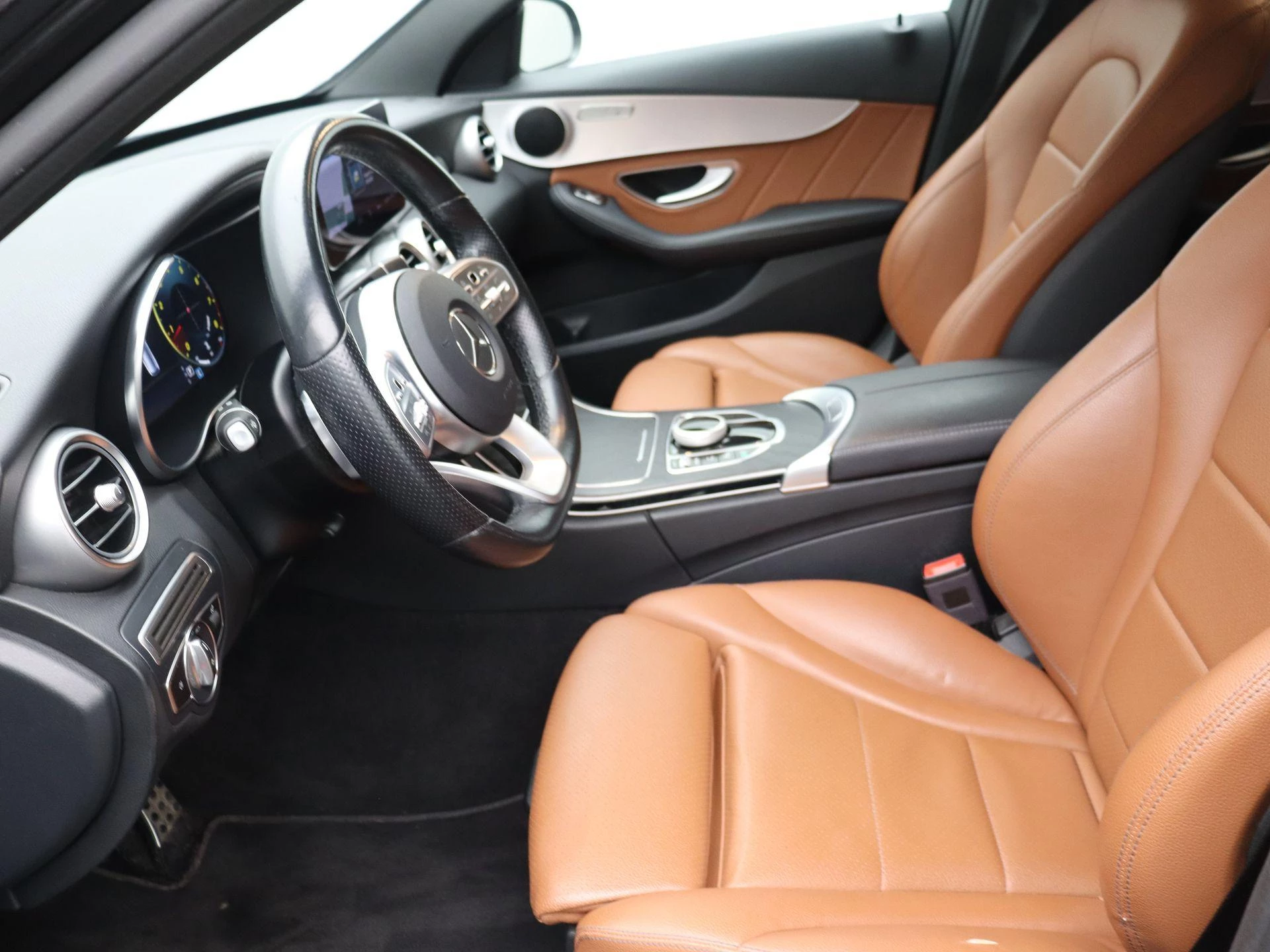 Mercedes-Benz C-Klasse 180 AMG LINE Estate + LEDER + LED + NIGHTPAKKET +