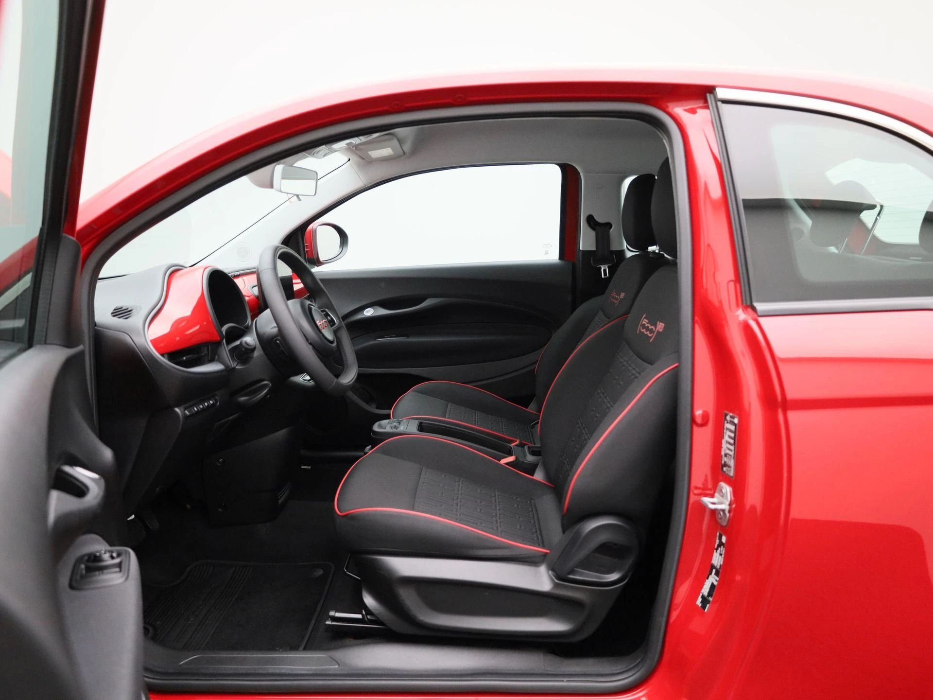 Fiat-500e-image-8