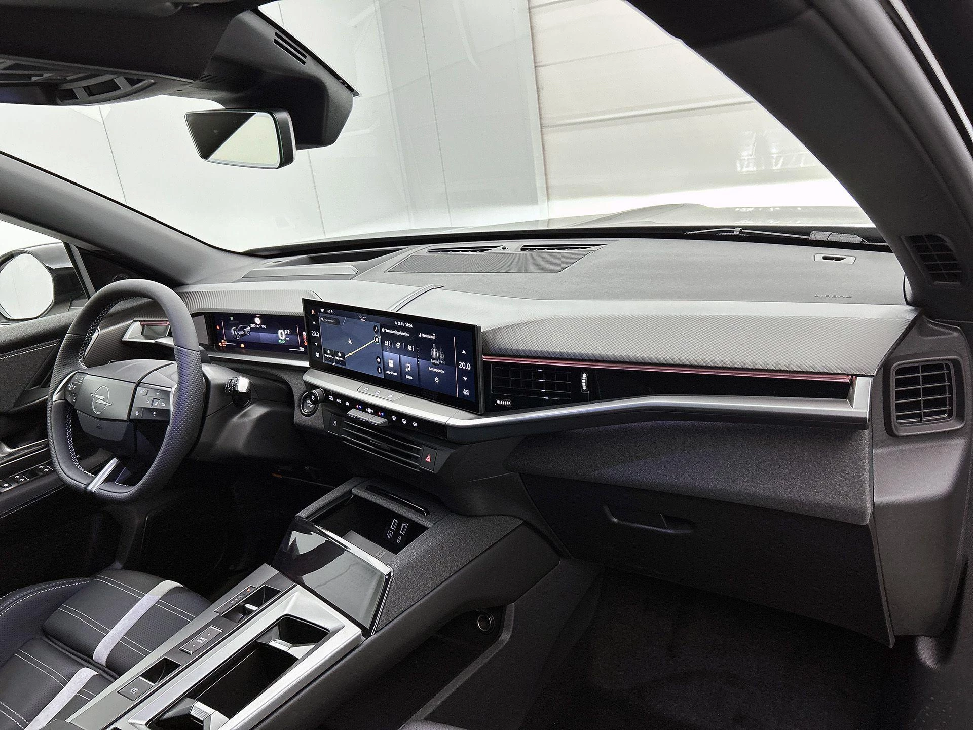 Opel-Grandland-image-18