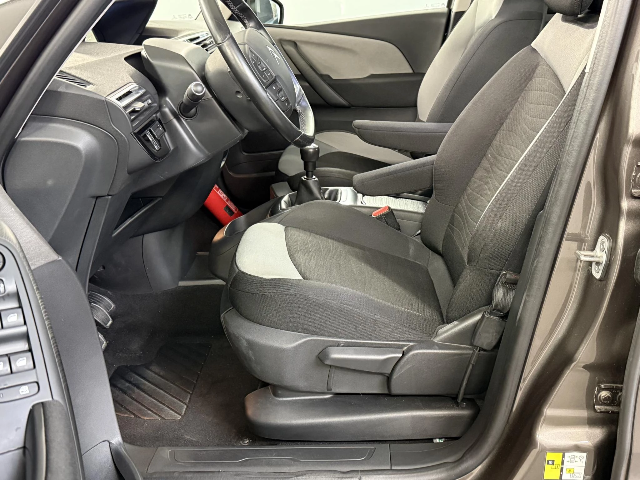 Citroën-C4 Picasso-image-9