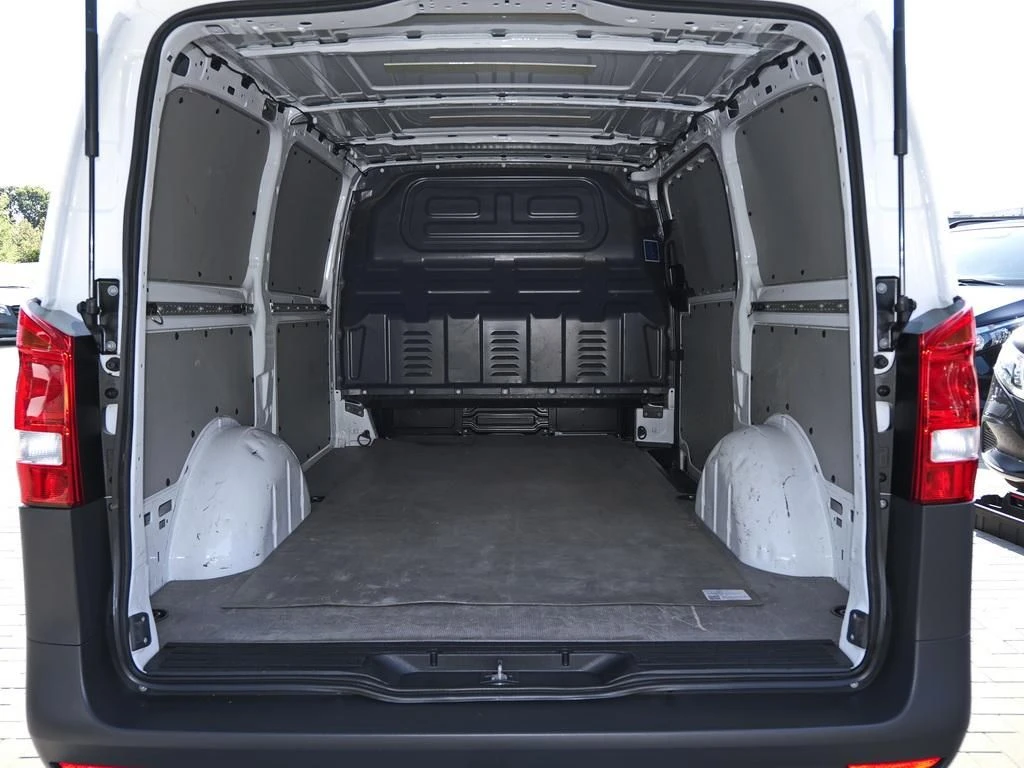 Mercedes-Benz-Vito 116-image-13
