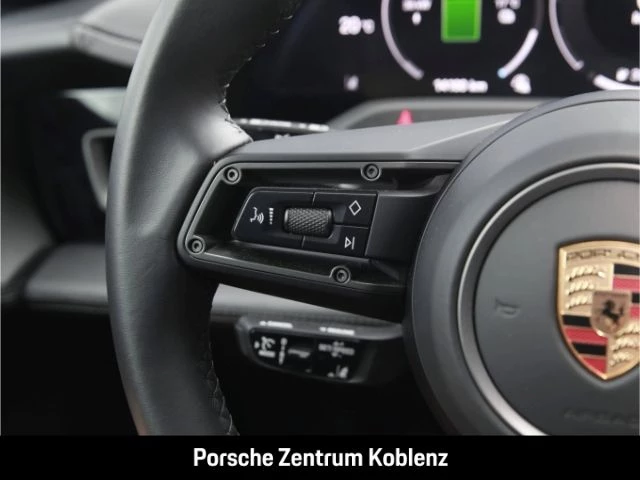 Porsche-Taycan-image-15