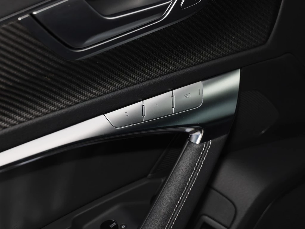 Audi-S6-image-7