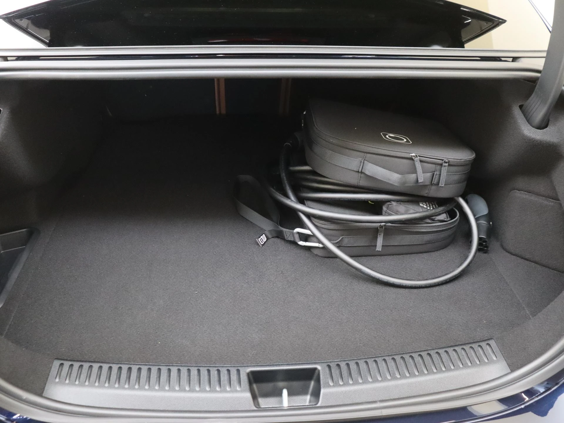 Mercedes-Benz-E-Klasse-image-29