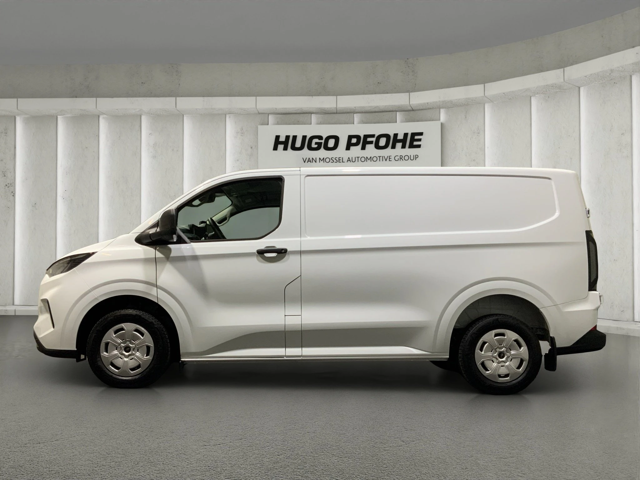 Ford-Transit Custom-image-1