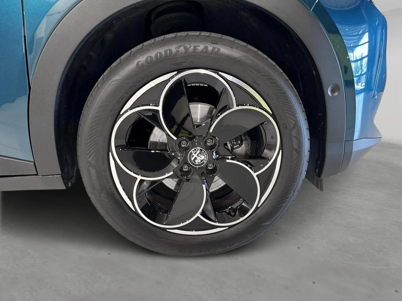 Alfa Romeo Junior 1.2 Hybrid 145 eDCT6 Ibrida Speciale