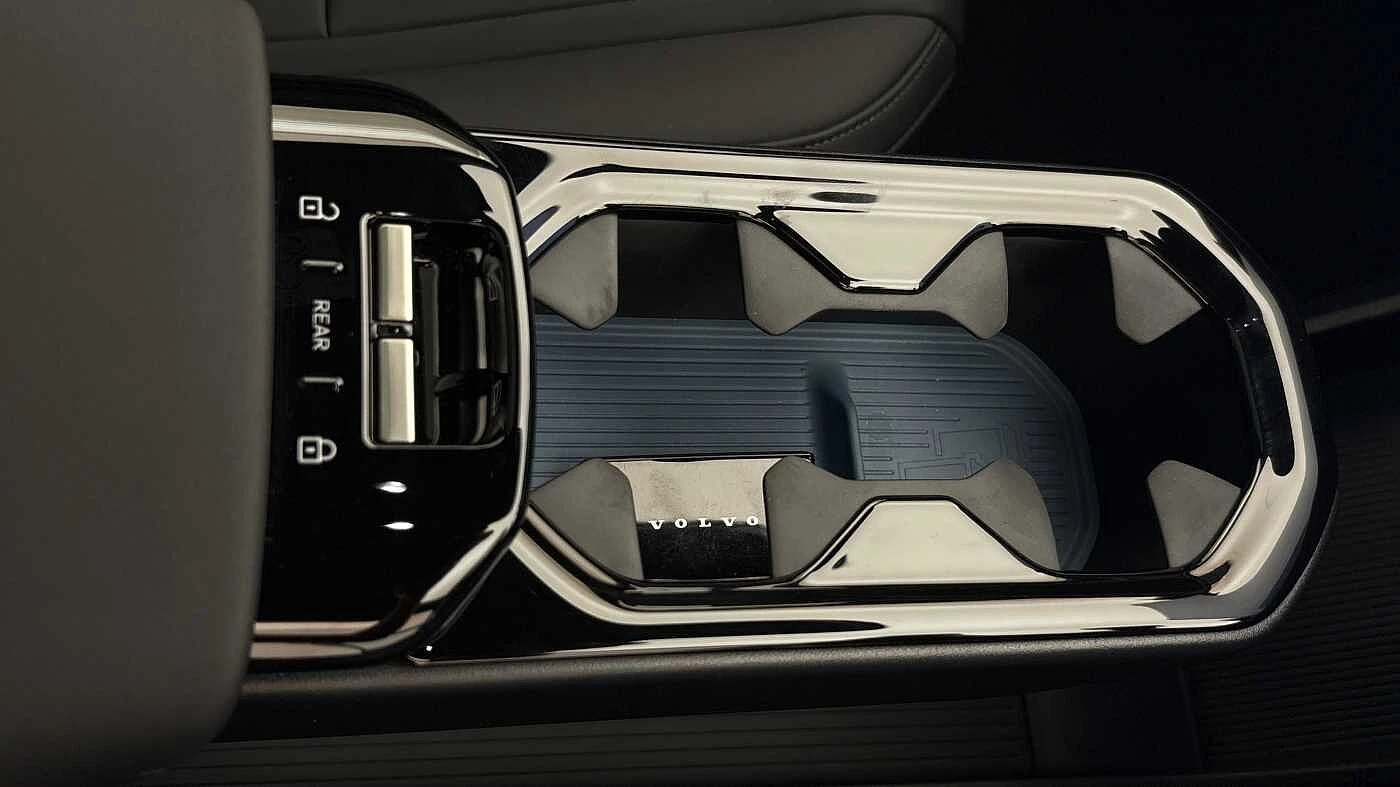 Volvo-EX30-image-24