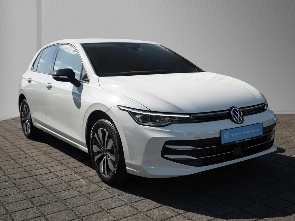 Volkswagen Golf VIII 1.5 TSI GOAL /LED/Navi/AHK/ACC/RFK