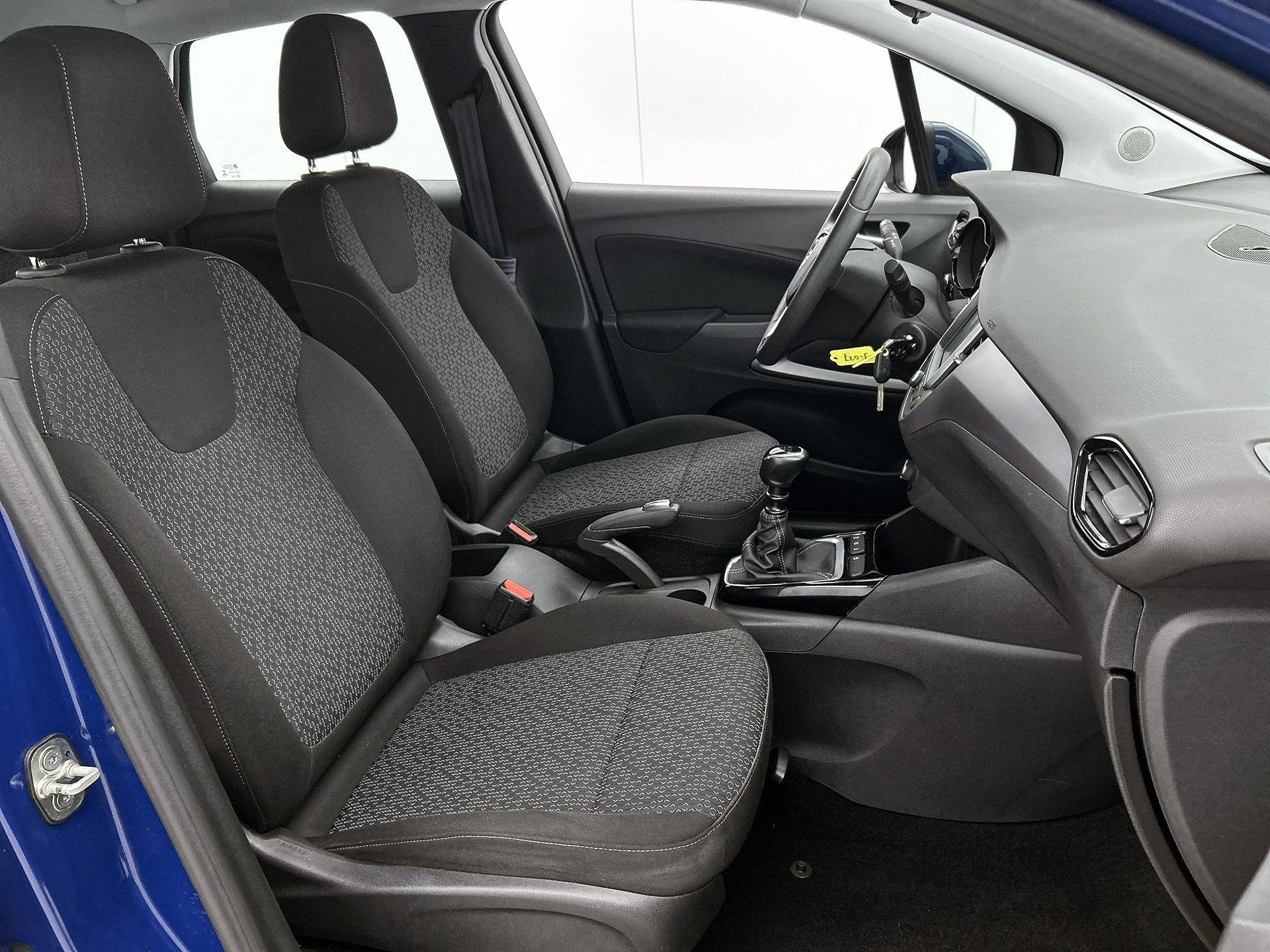 Opel-Crossland X-image-29