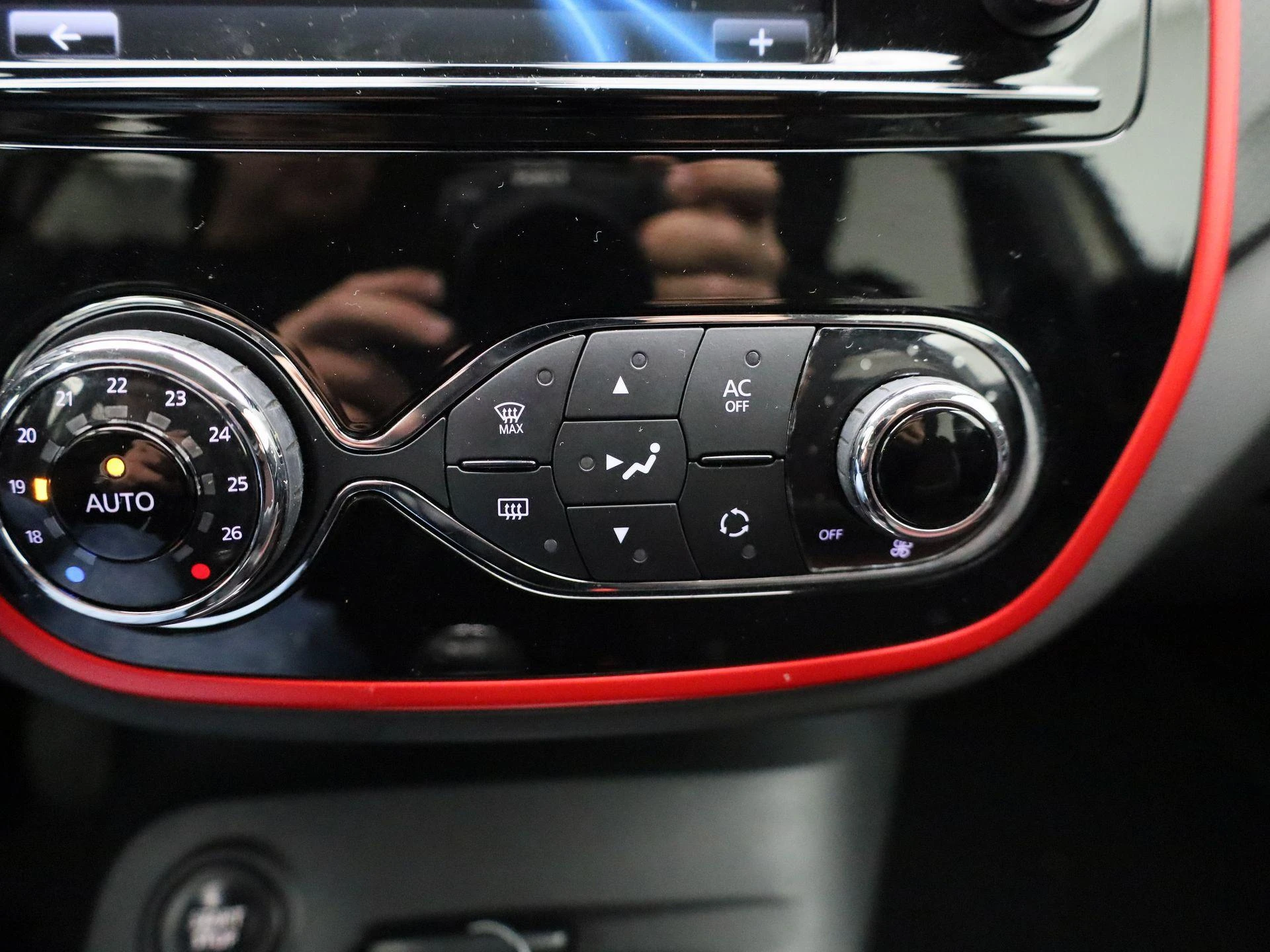 Renault-Captur-image-18