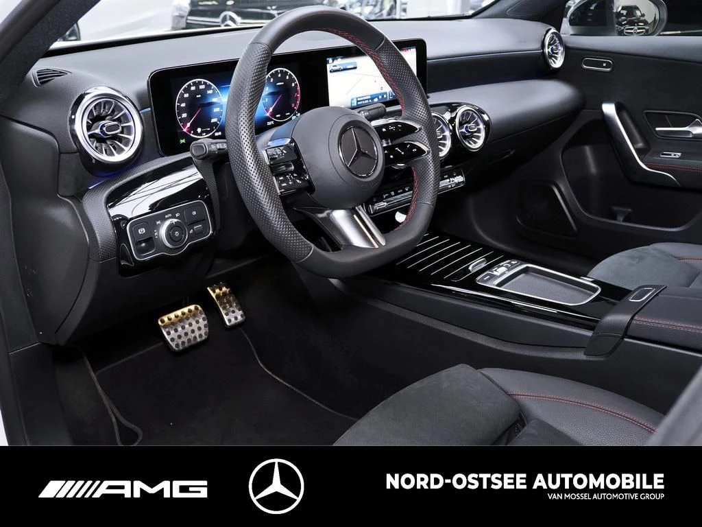 Mercedes-Benz A-Klasse 200 AMG NIGHT SHZ MBUX KEYLESS-GO AMG Line